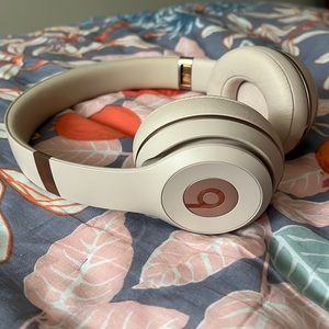 Solo Beats 3 by Dre